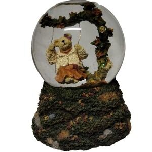 Boyds Bear Musical Water Globe Audrey Fallsbeary Bear on Swing Beautiful Dreamer